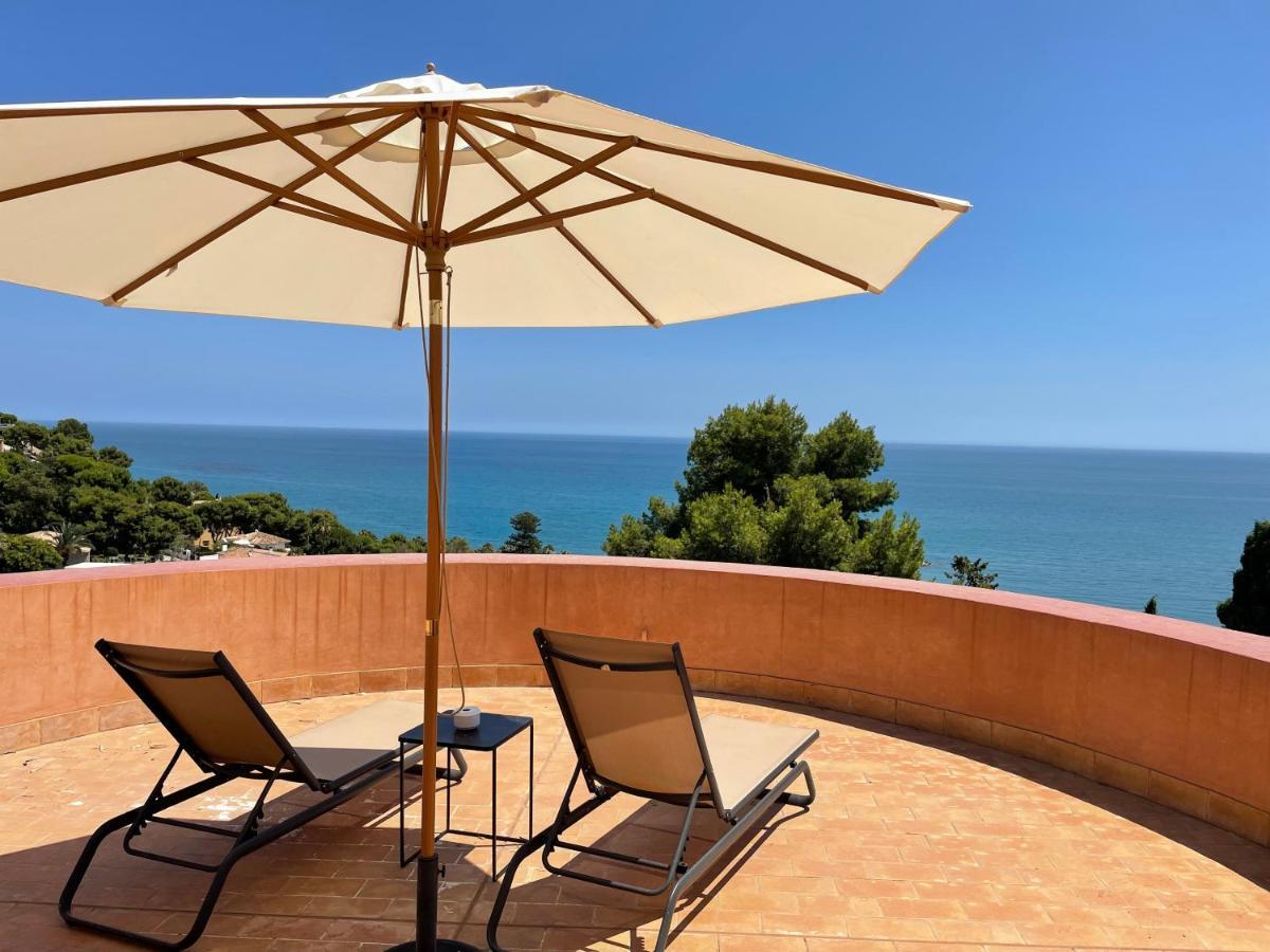 Soho Boutique Castillo De Santa Catalina - Adults Recommended Málaga Exterior foto A patio umbrella