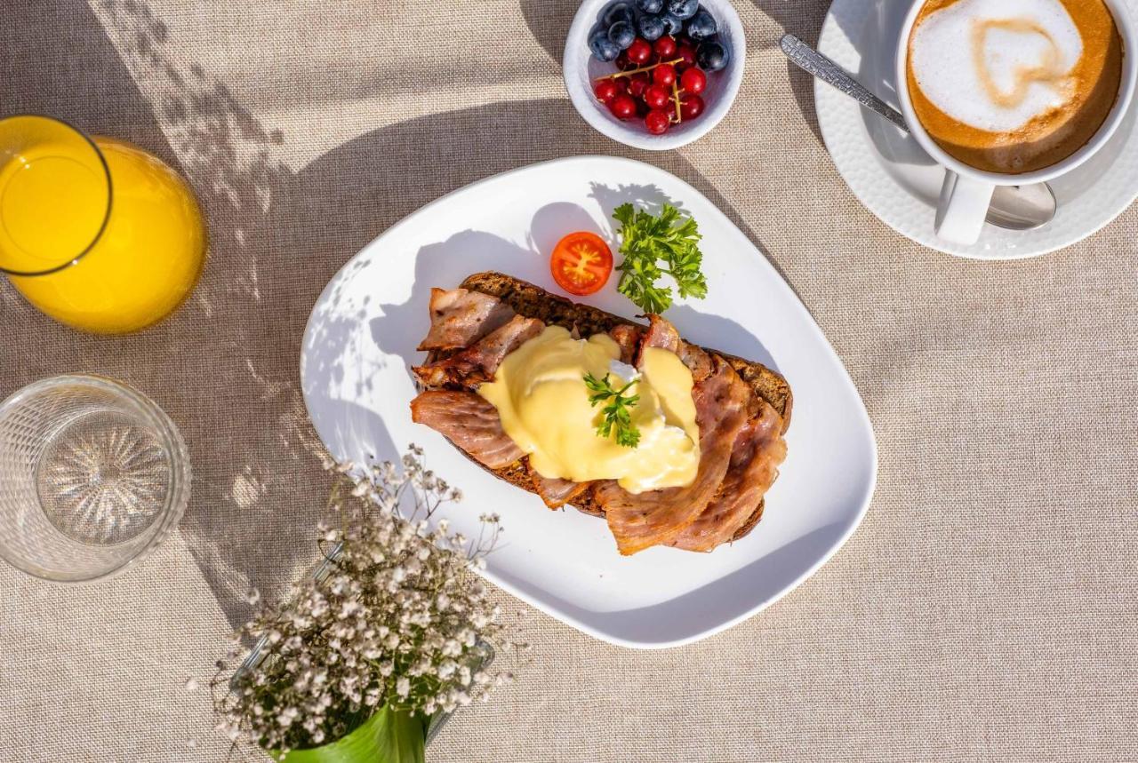 Soho Boutique Castillo De Santa Catalina - Adults Recommended Málaga Exterior foto Toast with ham and cheese