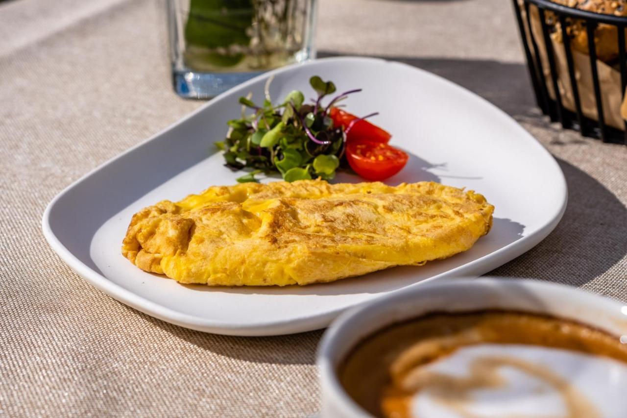 Soho Boutique Castillo De Santa Catalina - Adults Recommended Málaga Exterior foto An omelette