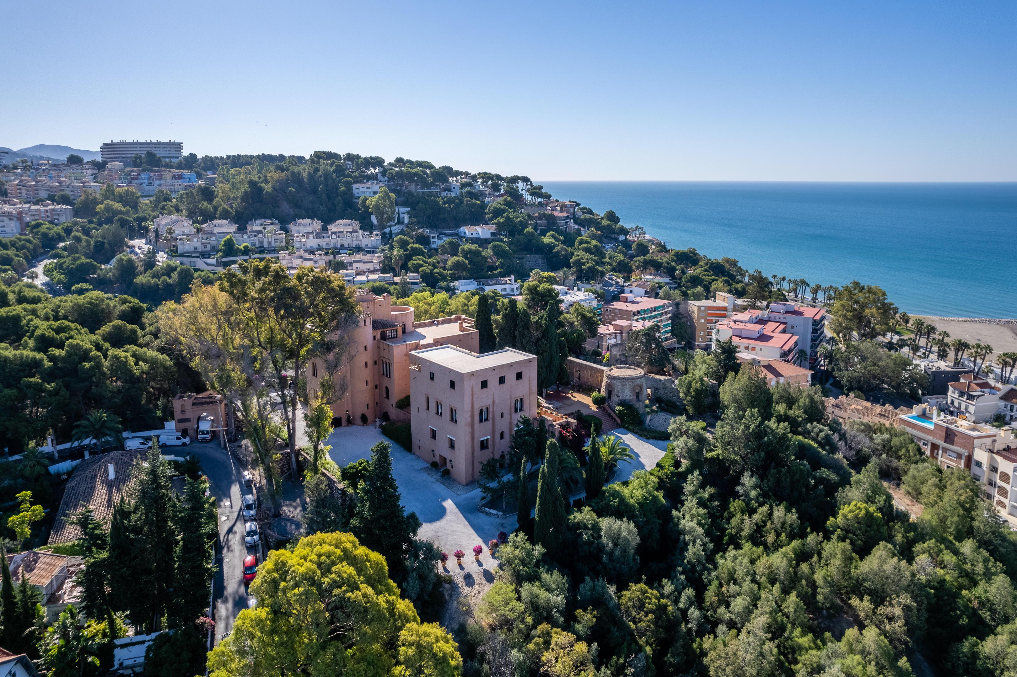 Soho Boutique Castillo De Santa Catalina - Adults Recommended Málaga Exterior foto Aerial view of the monastery