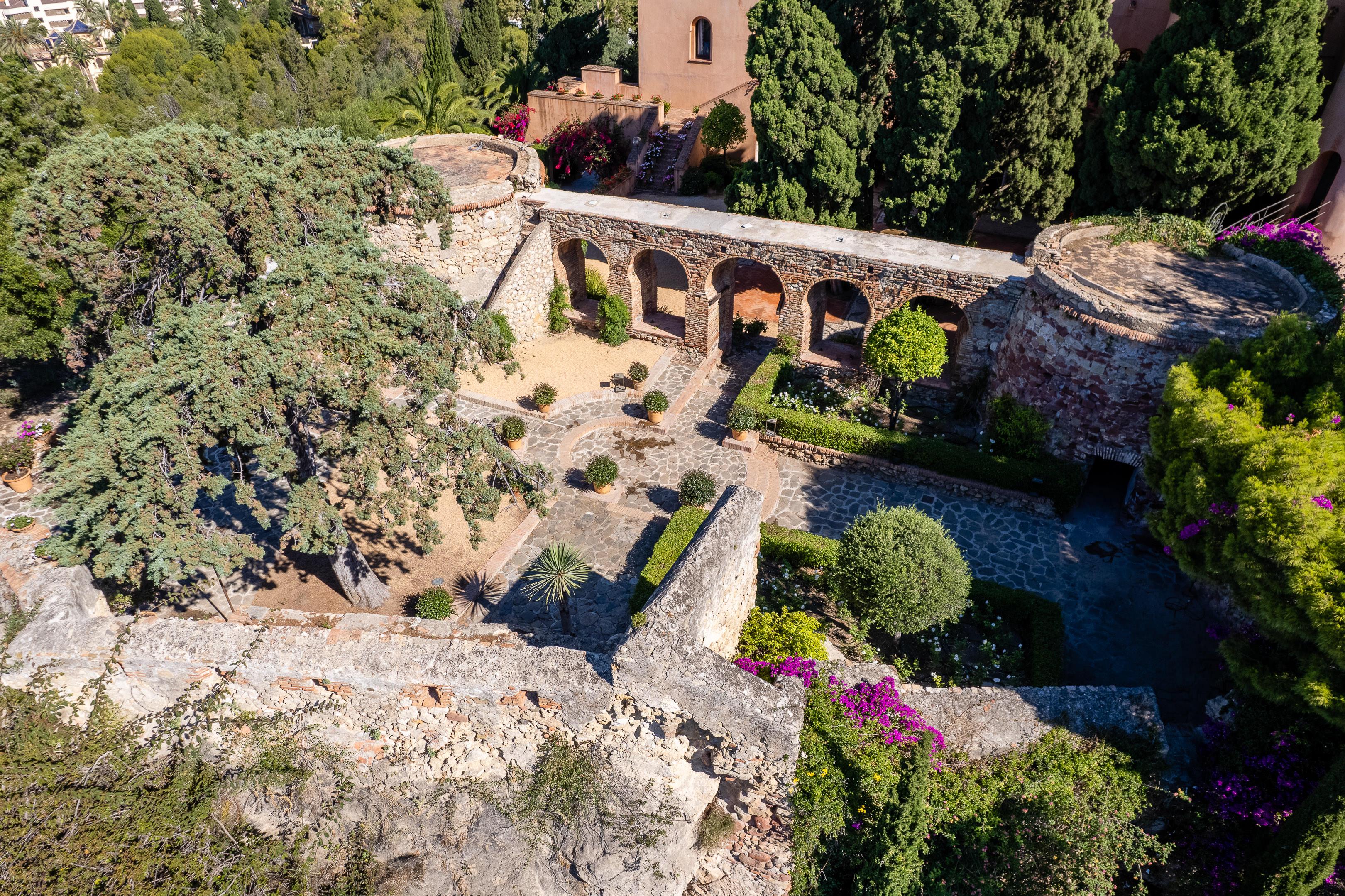 Soho Boutique Castillo De Santa Catalina - Adults Recommended Málaga Exterior foto The Roman bridge